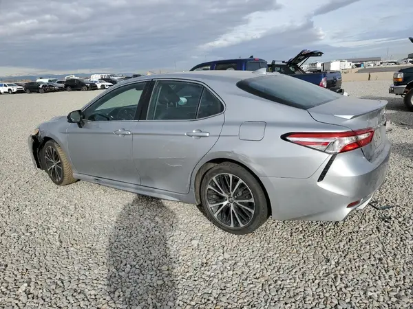 4T1G11AK2LU324982 2020 TOYOTA CAMRY - Image 2