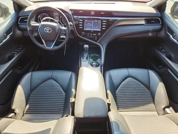4T1G11AK2LU330958 2020 TOYOTA CAMRY - Image 8
