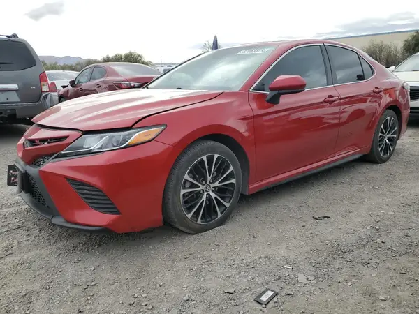 4T1G11AK2LU331401 2020 TOYOTA CAMRY - Image 1