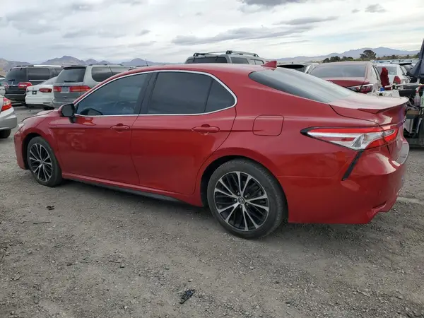 4T1G11AK2LU331401 2020 TOYOTA CAMRY - Image 2