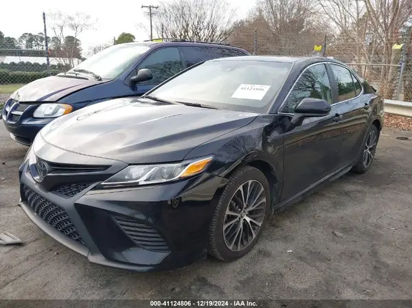 4T1G11AK2LU333441 2020 TOYOTA CAMRY - Image 2