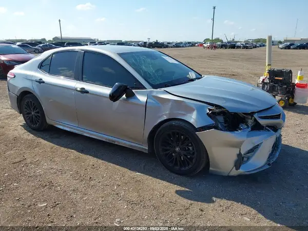 4T1G11AK2LU334217 2020 TOYOTA CAMRY - Image 1