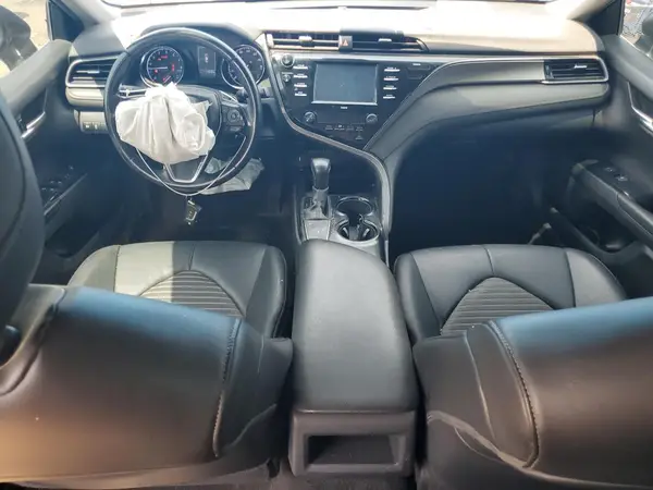 4T1G11AK2LU343323 2020 TOYOTA CAMRY - Image 8