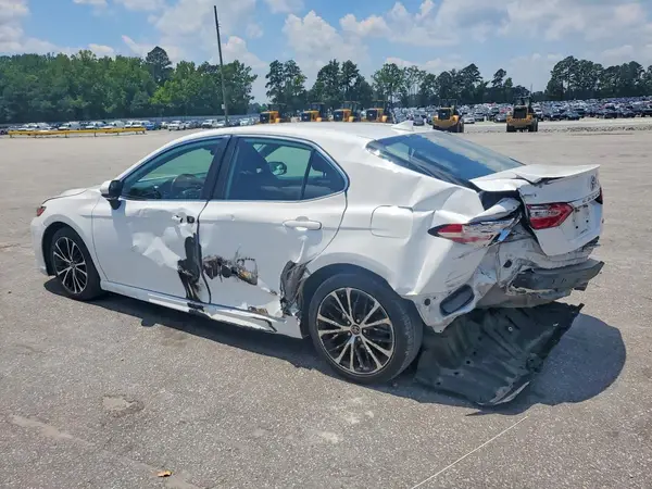 4T1G11AK2LU347422 2020 TOYOTA CAMRY - Image 2