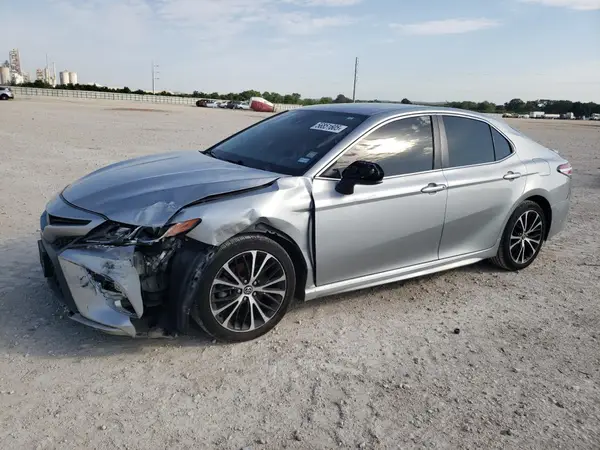4T1G11AK2LU347839 2020 TOYOTA CAMRY - Image 1