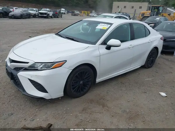 4T1G11AK2LU354452 2020 TOYOTA CAMRY - Image 2
