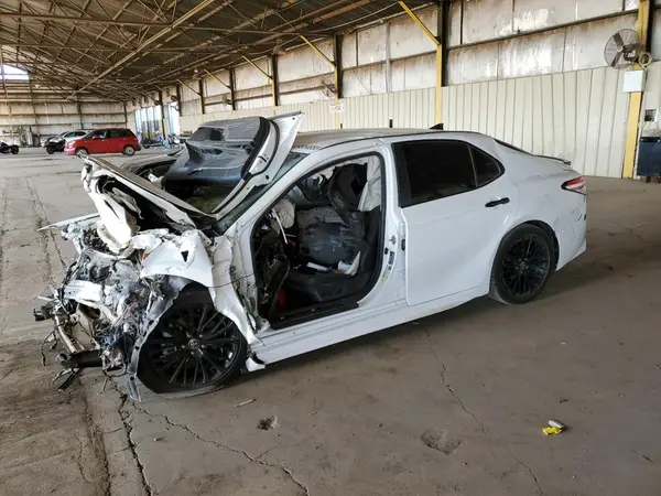4T1G11AK2LU356783 2020 TOYOTA CAMRY - Image 1