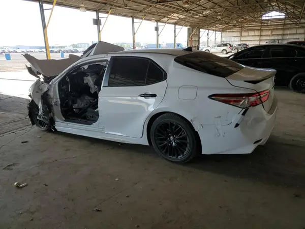 4T1G11AK2LU356783 2020 TOYOTA CAMRY - Image 2