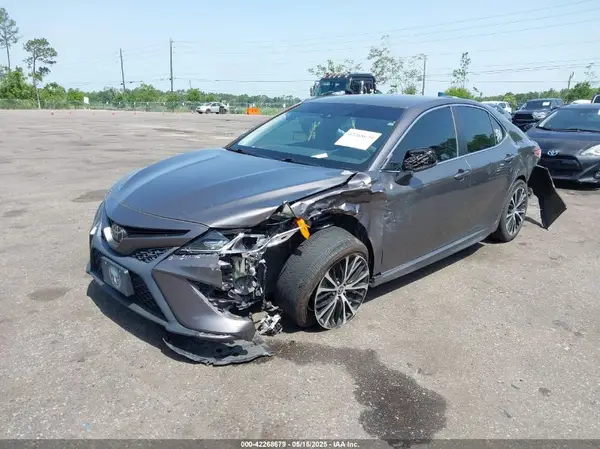 4T1G11AK2LU359246 2020 TOYOTA CAMRY - Image 2