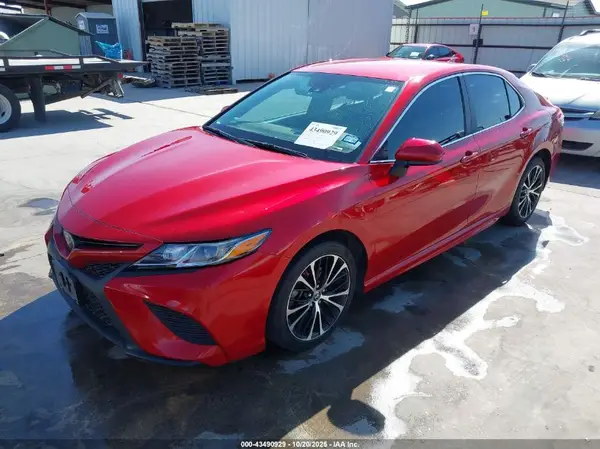4T1G11AK2LU360090 2020 TOYOTA CAMRY - Image 2
