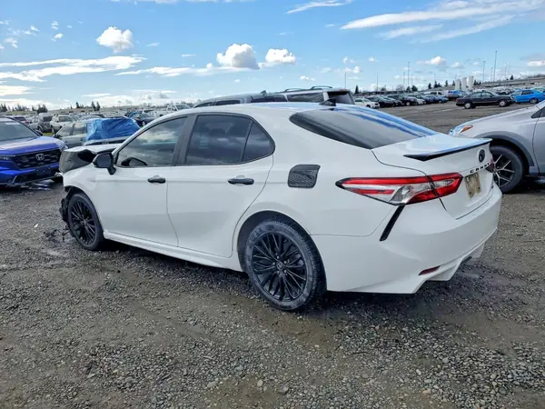 4T1G11AK2LU362311 2020 TOYOTA CAMRY - Image 2