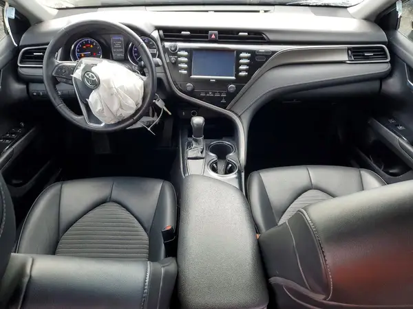 4T1G11AK2LU362311 2020 TOYOTA CAMRY - Image 8