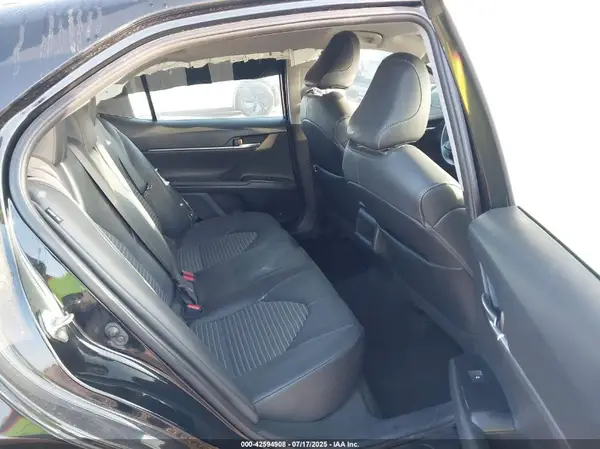 4T1G11AK2LU366701 2020 TOYOTA CAMRY - Image 8
