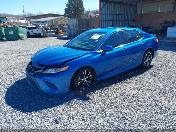 4T1G11AK2LU372501 2020 TOYOTA CAMRY - Image 2
