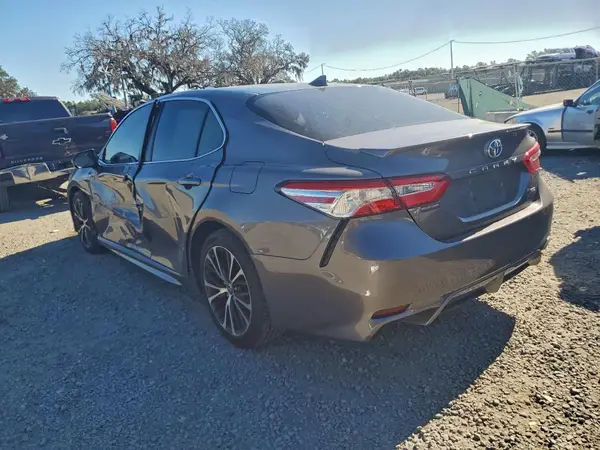 4T1G11AK2LU376497 2020 TOYOTA CAMRY - Image 2