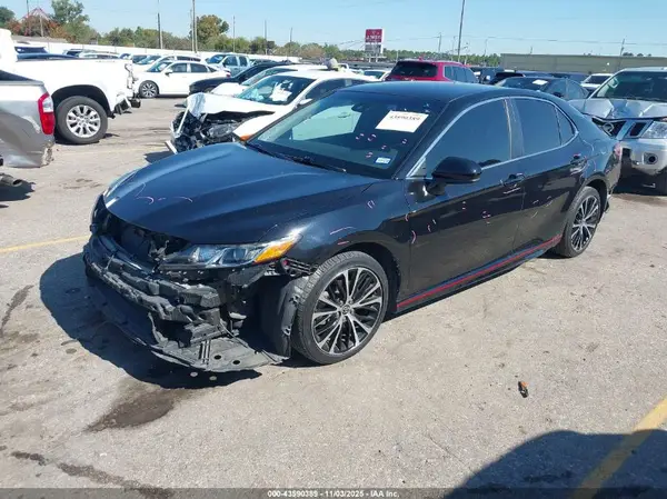 4T1G11AK2LU391839 2020 TOYOTA CAMRY - Image 2