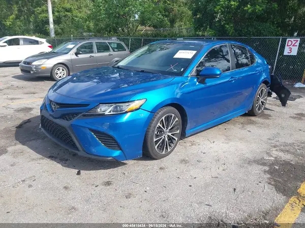 4T1G11AK2LU394675 2020 TOYOTA CAMRY - Image 2