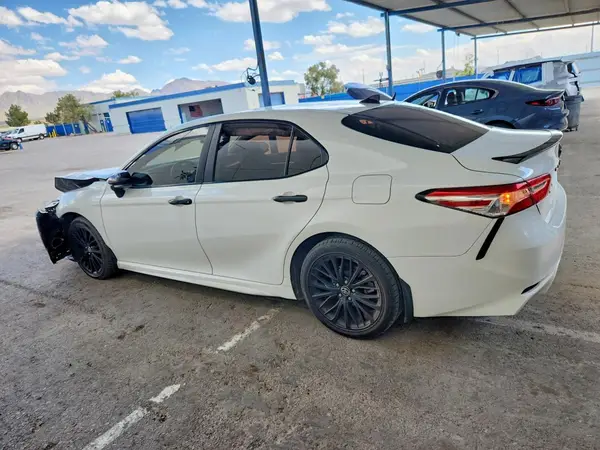 4T1G11AK2LU397124 2020 TOYOTA CAMRY - Image 2