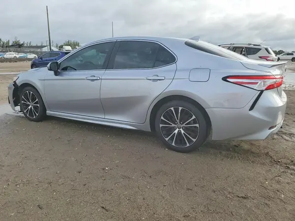 4T1G11AK2LU502017 2020 TOYOTA CAMRY - Image 2