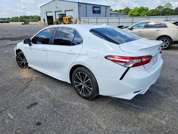 4T1G11AK2LU502230 2020 TOYOTA CAMRY - Image 2