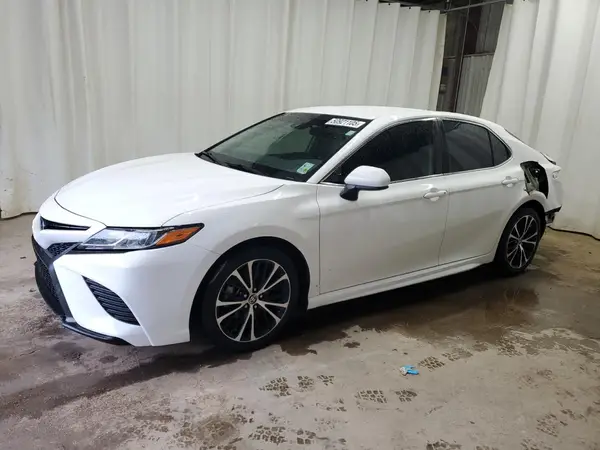 4T1G11AK2LU502454 2020 TOYOTA CAMRY - Image 1