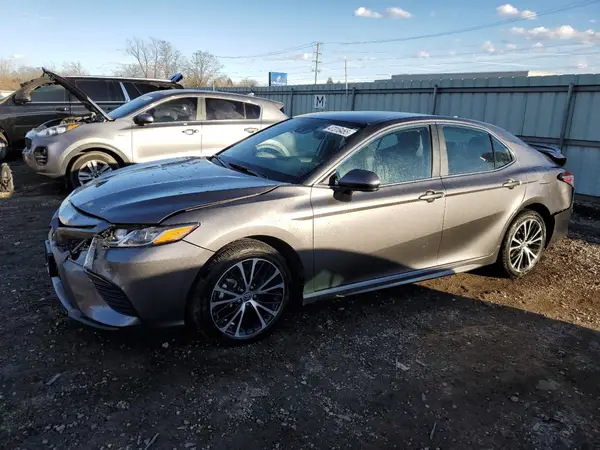 4T1G11AK2LU504690 2020 TOYOTA CAMRY - Image 1