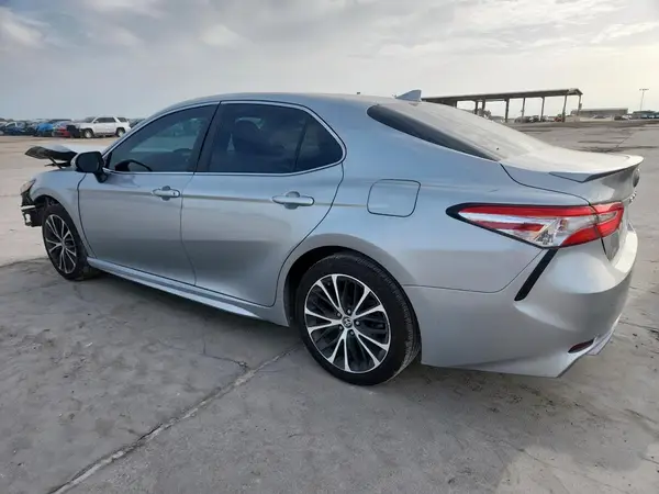 4T1G11AK2LU507508 2020 TOYOTA CAMRY - Image 2