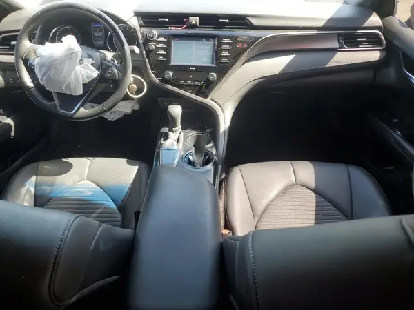 4T1G11AK2LU857981 2020 TOYOTA CAMRY - Image 8