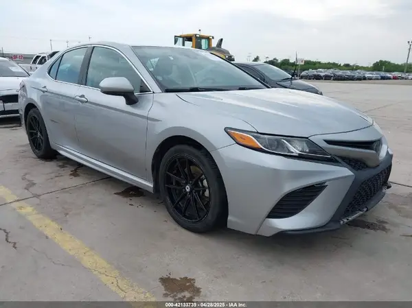 4T1G11AK2LU865482 2020 TOYOTA CAMRY - Image 1