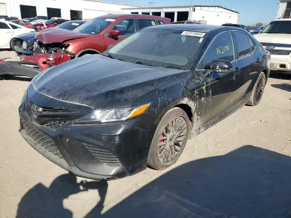 4T1G11AK2LU866406 2020 TOYOTA CAMRY - Image 1
