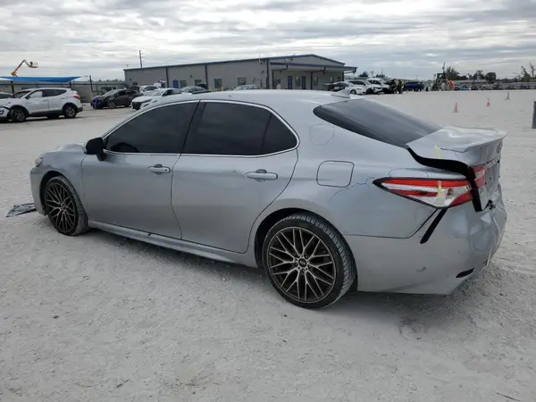 4T1G11AK2LU866597 2020 TOYOTA CAMRY - Image 2