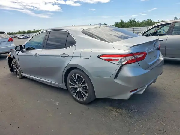 4T1G11AK2LU872383 2020 TOYOTA CAMRY - Image 2