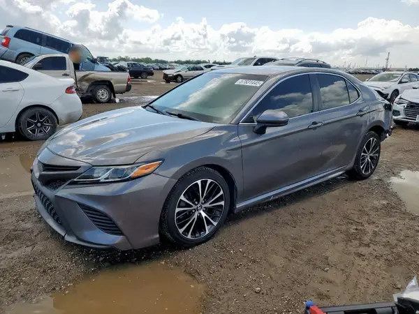 4T1G11AK2LU873890 2020 TOYOTA CAMRY - Image 1