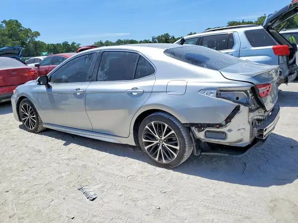 4T1G11AK2LU891144 2020 TOYOTA CAMRY - Image 2