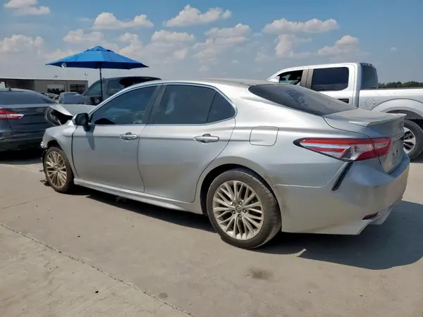 4T1G11AK2LU892231 2020 TOYOTA CAMRY - Image 2