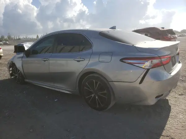 4T1G11AK2LU893007 2020 TOYOTA CAMRY - Image 2