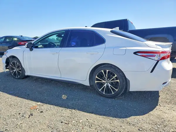 4T1G11AK2LU906645 2020 TOYOTA CAMRY - Image 2