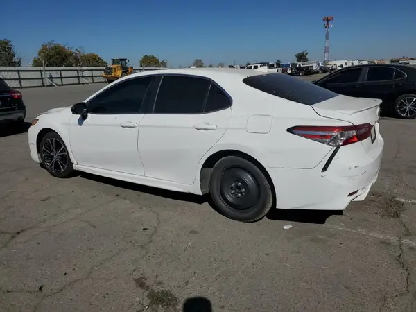 4T1G11AK2LU912865 2020 TOYOTA CAMRY - Image 2