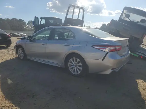 4T1G11AK2LU922618 2020 TOYOTA CAMRY - Image 2