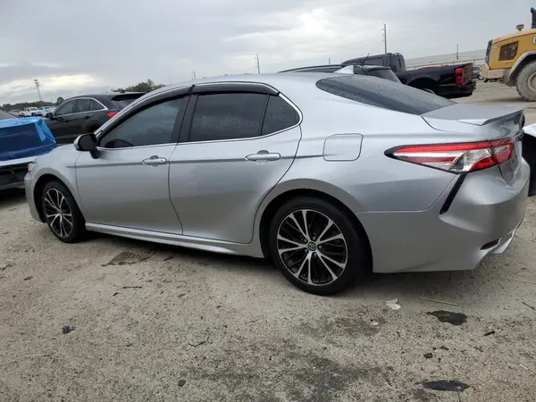 4T1G11AK2LU928760 2020 TOYOTA CAMRY - Image 2