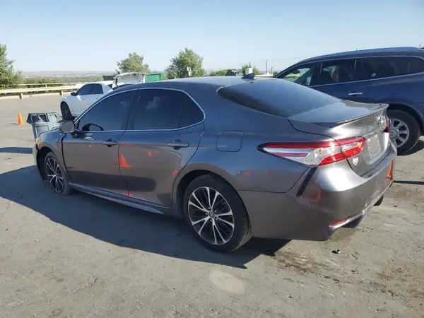 4T1G11AK2LU930976 2020 TOYOTA CAMRY - Image 2