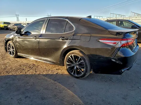 4T1G11AK2LU939564 2020 TOYOTA CAMRY - Image 2