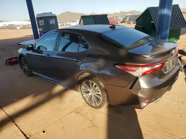 4T1G11AK2LU941475 2020 TOYOTA CAMRY - Image 2