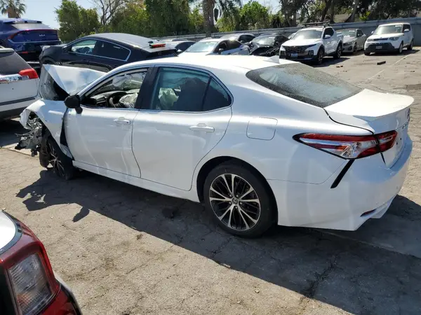 4T1G11AK2LU942853 2020 TOYOTA CAMRY - Image 2