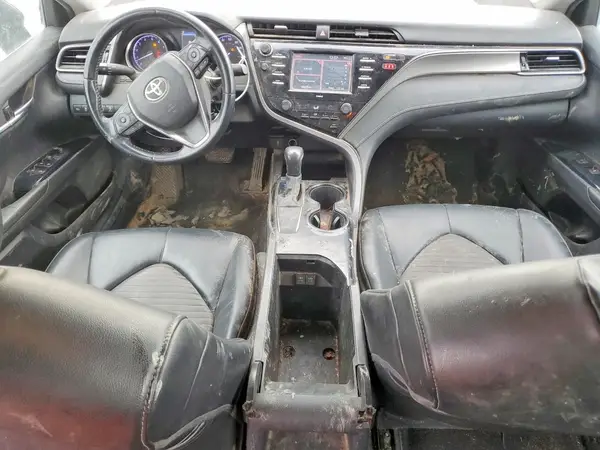 4T1G11AK2LU943887 2020 TOYOTA CAMRY - Image 8