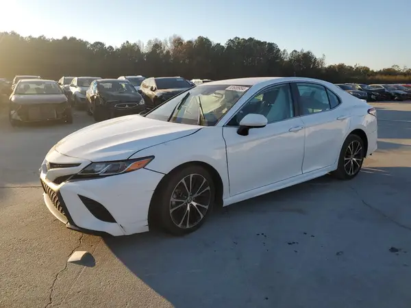 4T1G11AK2LU948720 2020 TOYOTA CAMRY - Image 1