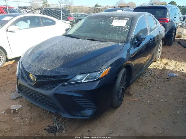 4T1G11AK2LU952685 2020 TOYOTA CAMRY - Image 2