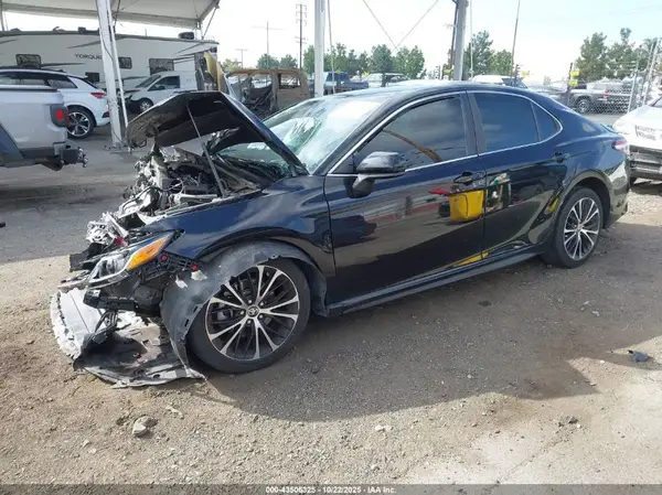 4T1G11AK2LU965159 2020 TOYOTA CAMRY - Image 2