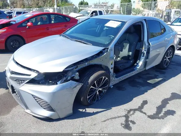 4T1G11AK2LU967106 2020 TOYOTA CAMRY - Image 2