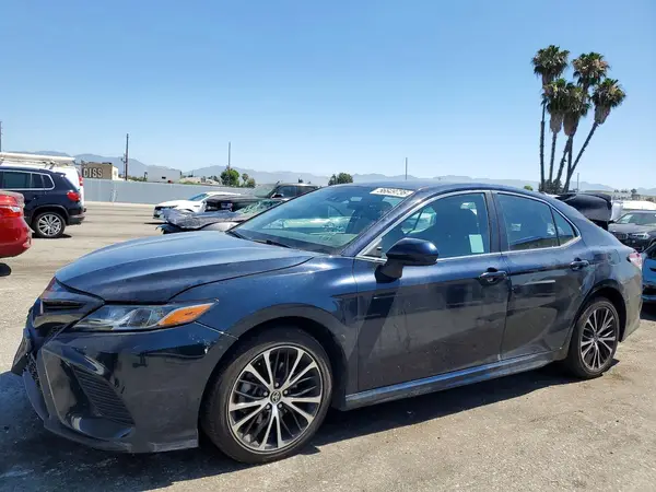 4T1G11AK2LU969910 2020 TOYOTA CAMRY - Image 1